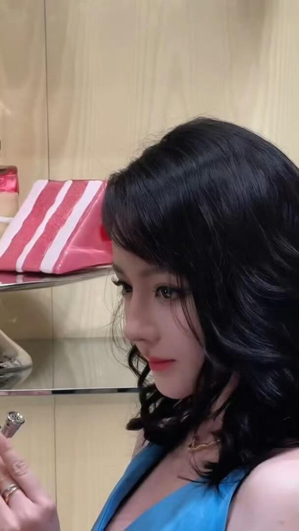 你好热巴你好芭比娃娃….💕