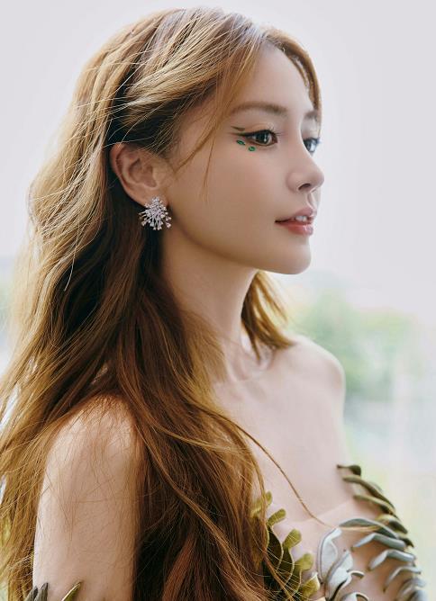 小海绵被妈妈养的很好Angelababy（杨颖）对儿子小海绵的养育方式备受公众
