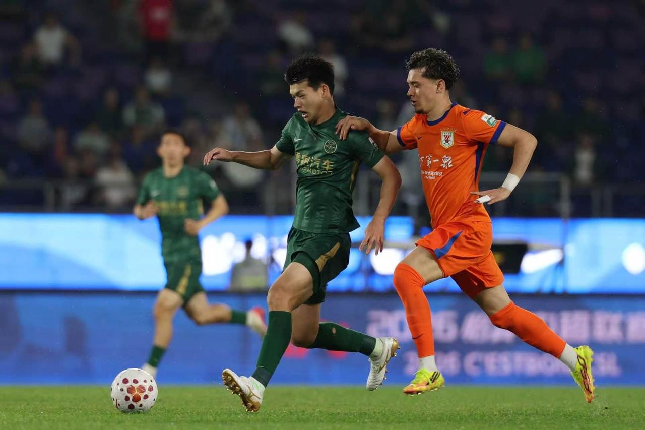 零跑×浙江FC：520的浪漫风还是吹进了中超赛场5月20日，中超联赛第13轮