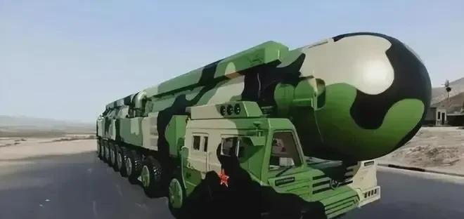 中国亮剑东风-5参数：不射实弹的核威慑，读懂大国战略定力的高级秀