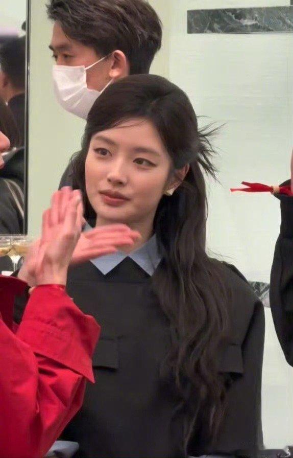 杨幂徐若晗各美各的～