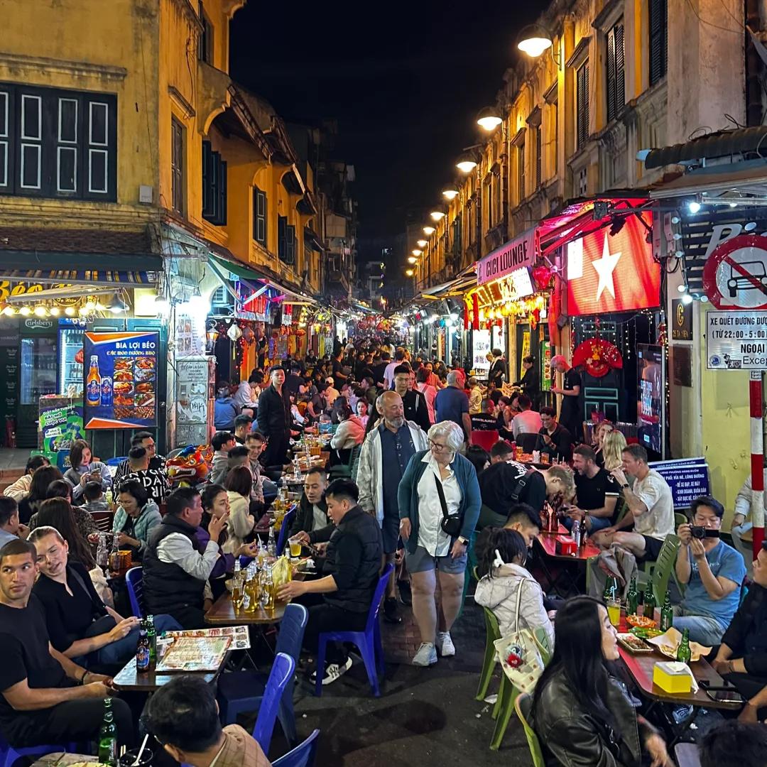 别再盲目冲泰国了！看完这篇，你就知道为啥有人说“去东南亚旅行，就是拿一家老小的命