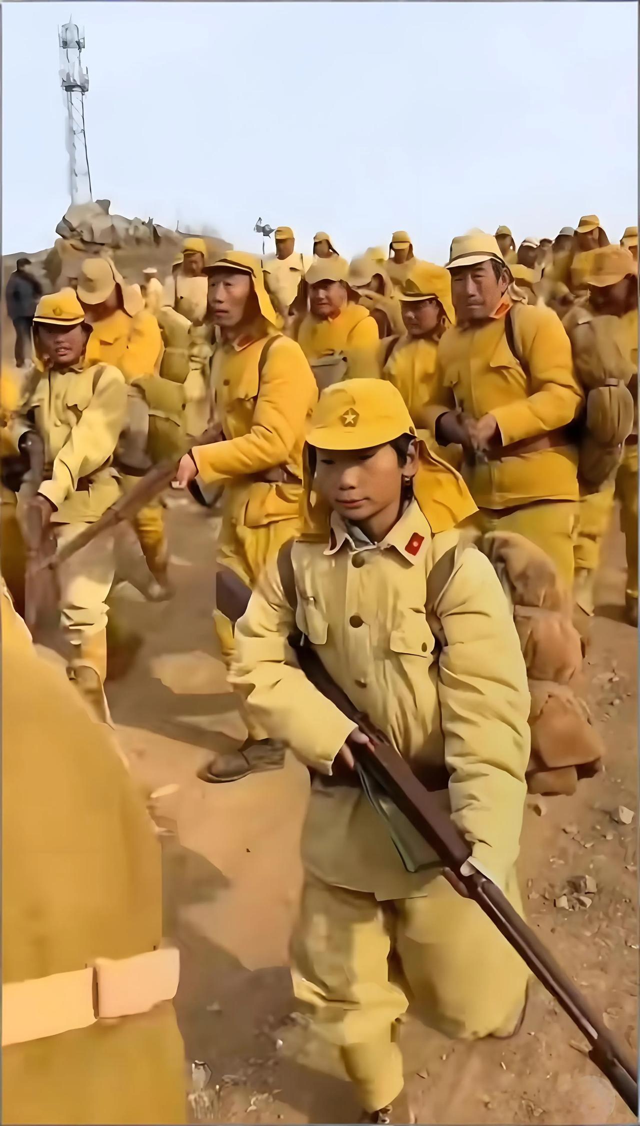 抗日神剧拍摄现场，这扮演八嘎的群演，老的老小的小，也太潦草了吧！