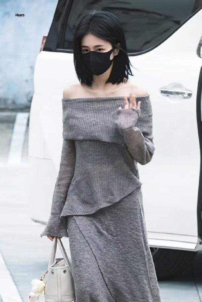 #白鹿一字肩针织裙#好漂亮！​