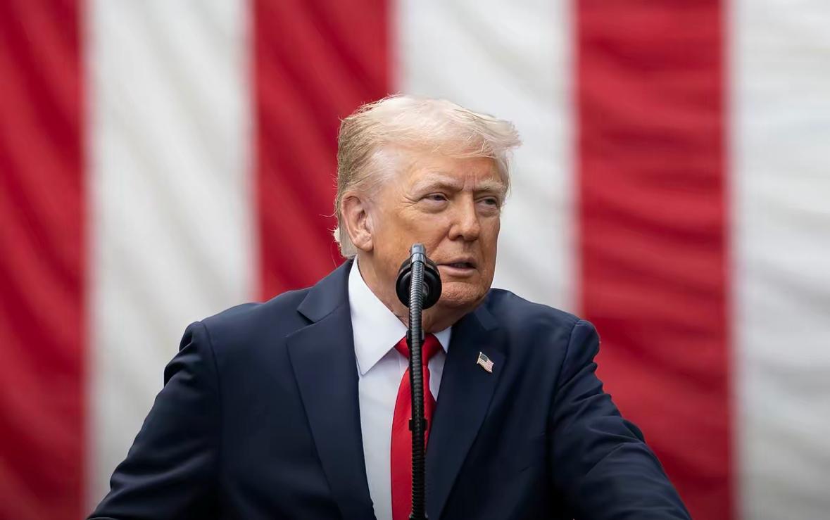 台湾很绝望，美国不管台湾当局彻底慌了！美国特朗普的一句话，让他们的“靠山梦”