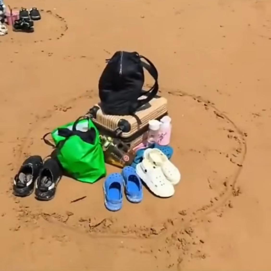 外国人表示不理解，为什么在中国的沙滩上画个圈就可以防盗，画个圈就可以去海里自由地