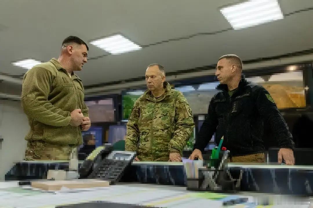 西尔斯基的信息给了大家一个大惊喜。5日，西尔斯基再次视察了前