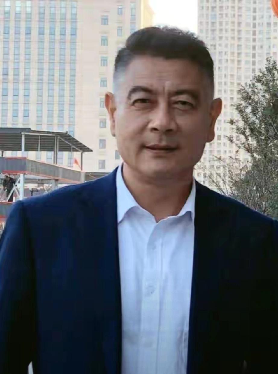 61岁陈瑾巫刚定居昆明！相伴20年未婚无儿，真相太戳心4月，有网友在