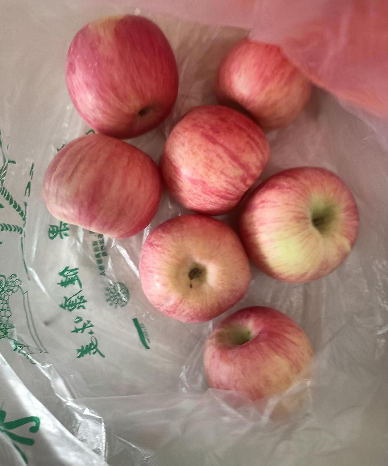 谁能想到，天天哭穷、连件新衣裳都舍不得置办的人家，卡里居然躺着40万？我到现在脑