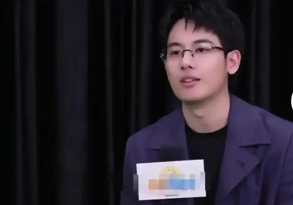 瘦30斤脸没垮，他只做3件事胡先煦从150斤减到120斤，体脂率从24%降