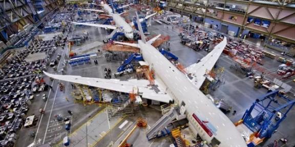 中国正式对波音说再见，禁止航空公司从美国进口波音飞机及其零部件2025年4月，