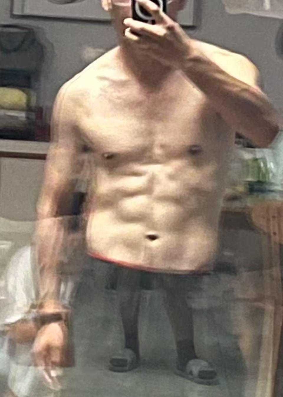 现在为了健康，要多学一些养生知识比如说螃蟹，不要吃，因为这个东西太寒了，对肠胃