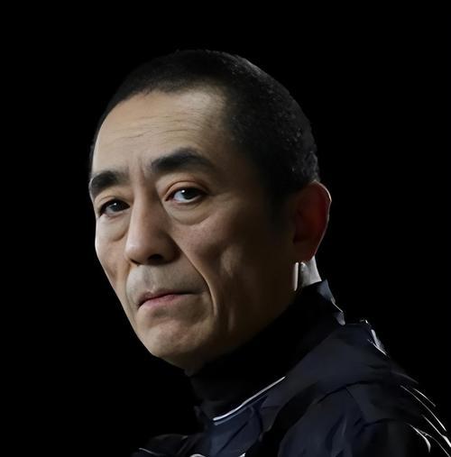 74岁张艺谋，把北京700平的别墅抵押了。换回3000万现金。加上其他积蓄，他个