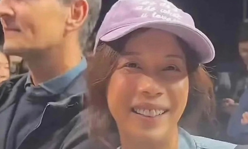 万万没想到，55岁莫文蔚素颜亮相，网友直呼不敢认！其实我觉得这样很好啊…