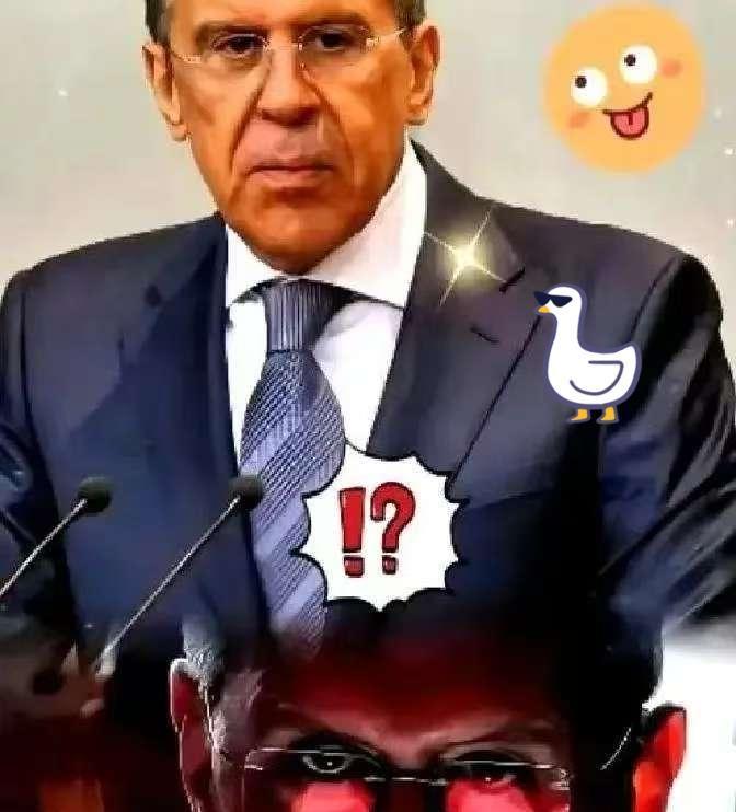 你能想象吗？你花了半辈子，战战兢兢，在克里姆林宫里当间谍，都快摸到权力之巅了。结