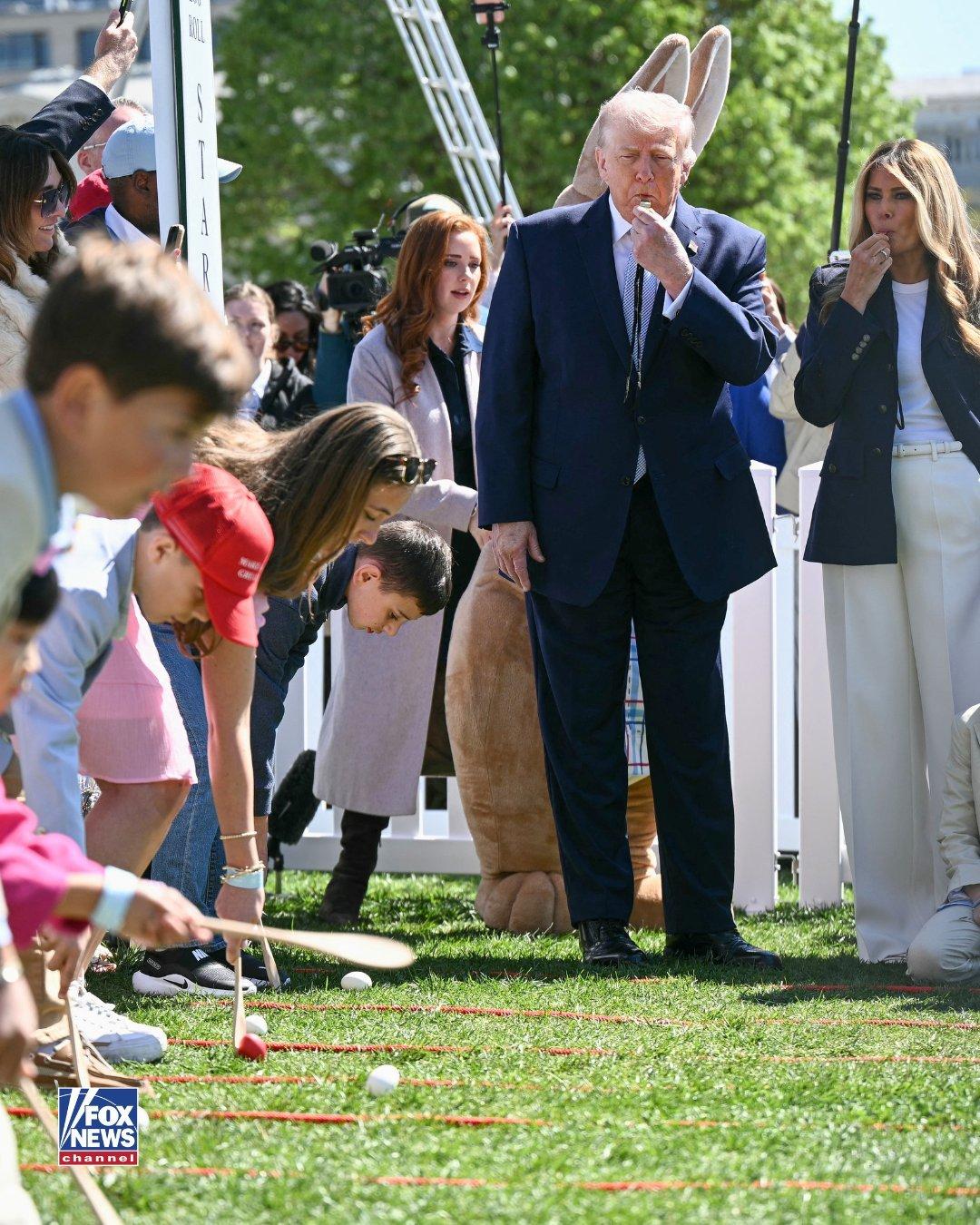 复活节星期一，Trump看起来活蹦乱跳的，又是召开新闻发布会，又是参加复活节滚彩
