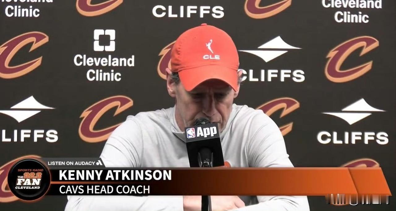 骑士主教练赛前高度评价哈登！阿特金森：哈登很懂得选择时机，会提出很多问题。哈