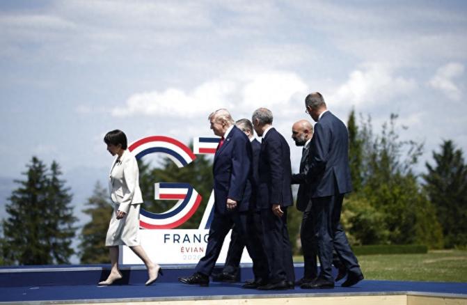 G7威胁稀土脱钩，中国擒贼先擒王，“拉黑”56家美企6月22号这天，两条经贸
