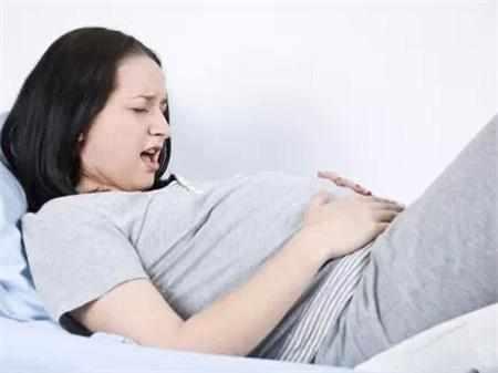 怀孕3个月出现腹痛, 检查发现流产, 爱吃这种水果造成