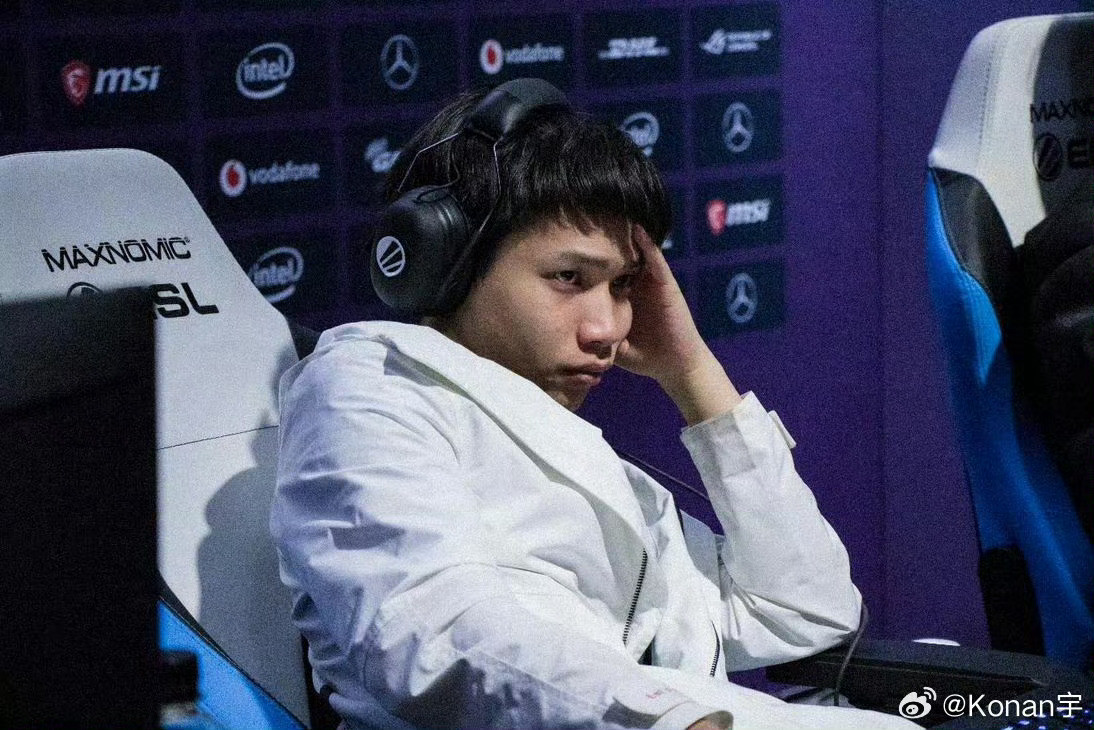 Emo：奥特馒真练出来了好吧，就是宝可梦里的卡神，小强lion小y，死法也很自然