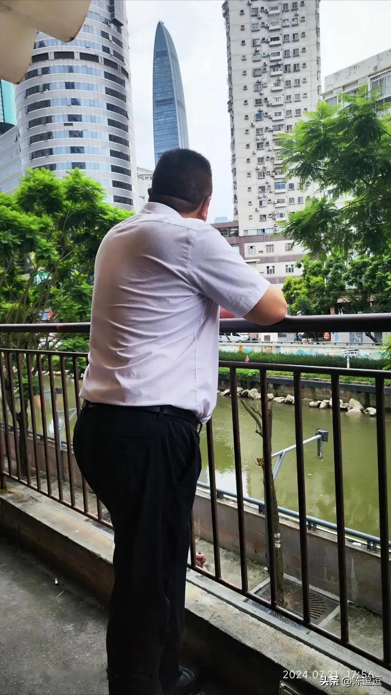 真想把这个男人碎尸万段两口子装修房子装修费20万房子装修完了男人却说