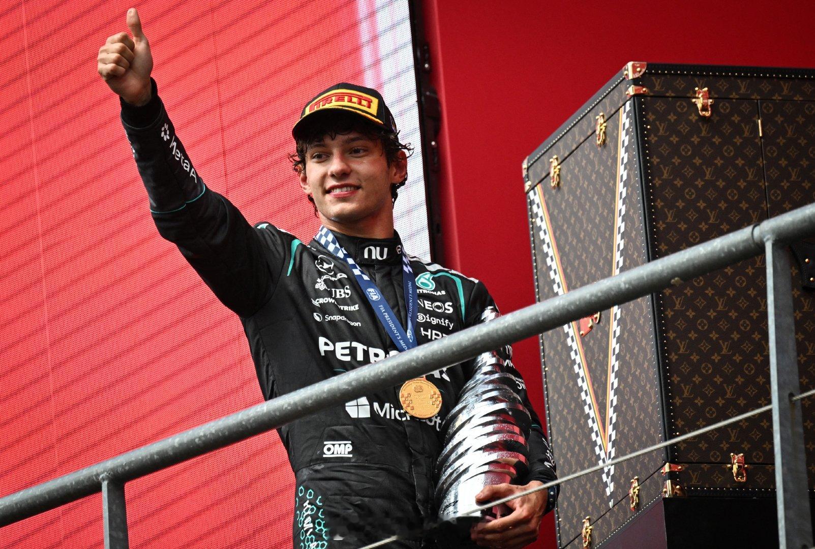 冠军滋味🥳快来看领奖台上的Kimi🤩F12026F1比利时大奖赛cr：F