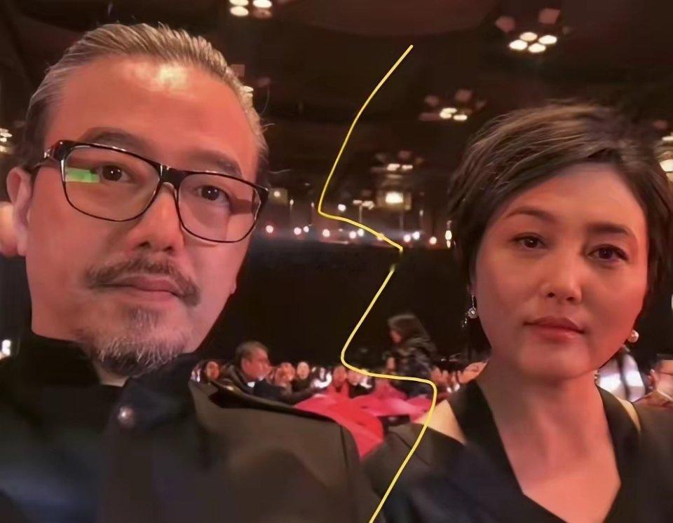 求婚这种事，女孩子看看就好，千万不要用这种荷尔蒙推动的瞬间举动为一个男生定性。当