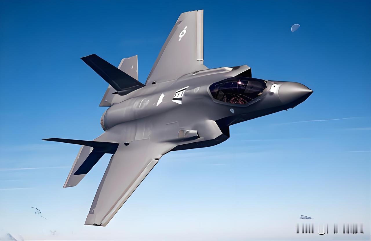 这回美军的面子算是挂不住了。2026年1月16日上午，这则消息在网络上炸开了