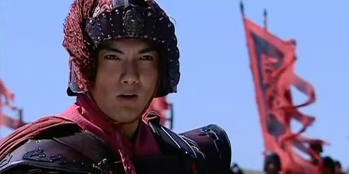 霍去病为什么被称为少年战神？因为他打仗就三板斧：奔袭、奇袭、追着打！年纪轻轻猛得