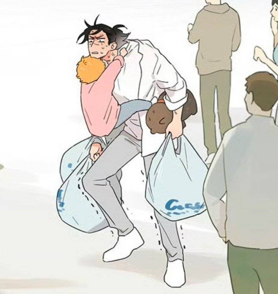 捡了东西的狼土豆睡觉都要紧紧搂着狼王国漫黄金十年画师：麻尾