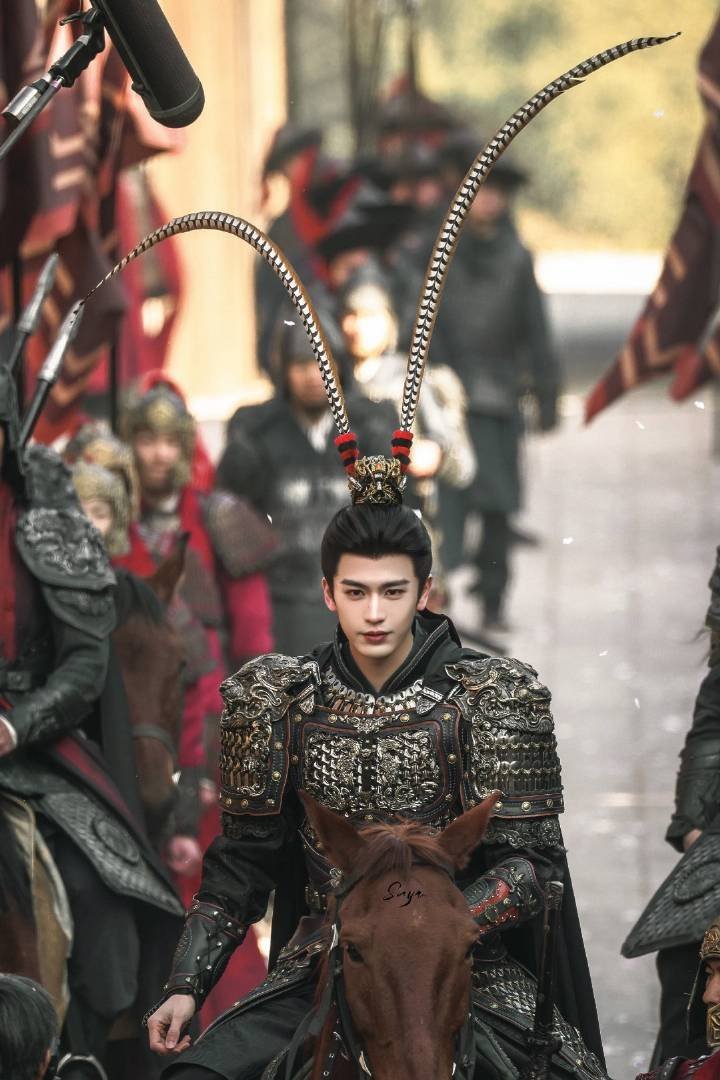 张凌赫、田曦薇逐玉剧集看点🈶，暂定3.6播出落难侯爷谢征x屠户女樊长玉