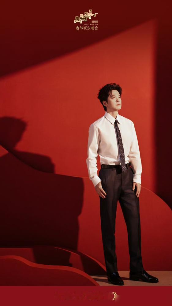 李健不是一直“消失”在江湖吗？怎么一出手，直接把央视春晚都“净化”了？！这