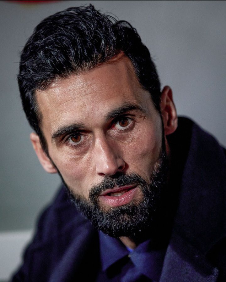 马卡报：阿韦洛亚将于今年夏天离开皇马。俱乐部认为，在阿隆索离开后，阿韦洛亚未能成