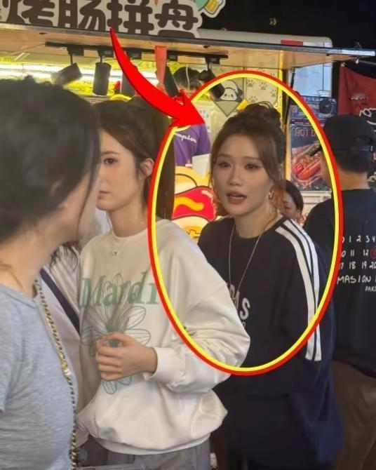 窝趣！这姐现实中这么恐怖吗？