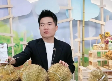 今天榴莲商家体验了把