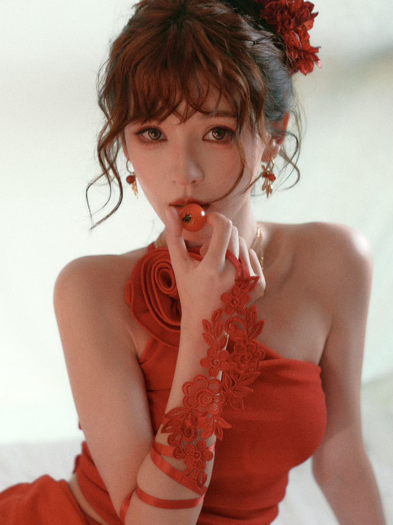 张予曦我们有点太暧昧了好像一朵明艳的红玫瑰，姐的美貌只需要轻轻出手​​​