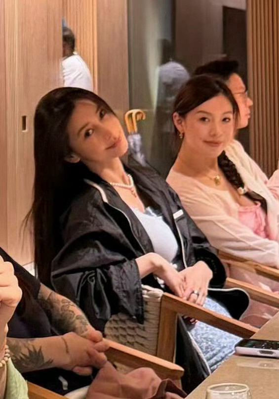 Angelababy马尔代夫路透angelababy女神状态好的有点过分了…完