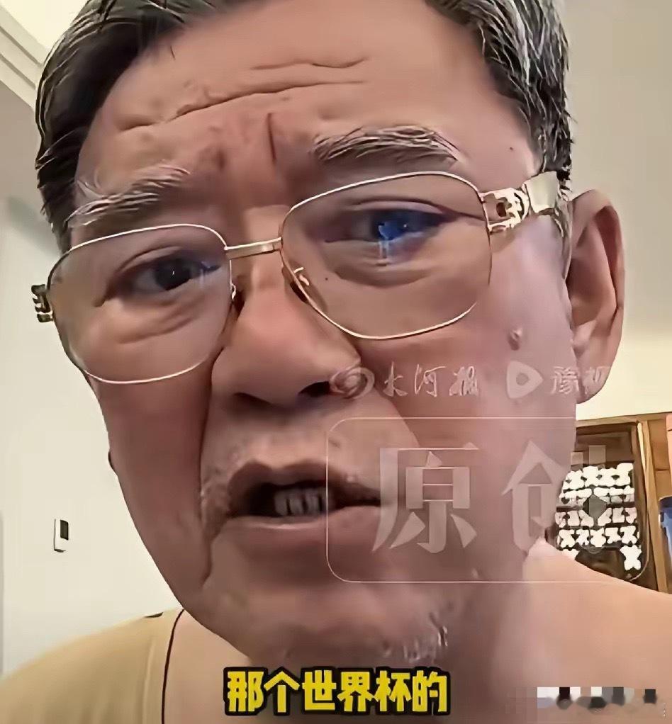 6月13日，演员李立群，突然冲上了热搜。原因是他再也忍不了了，直接发视频吐槽，世
