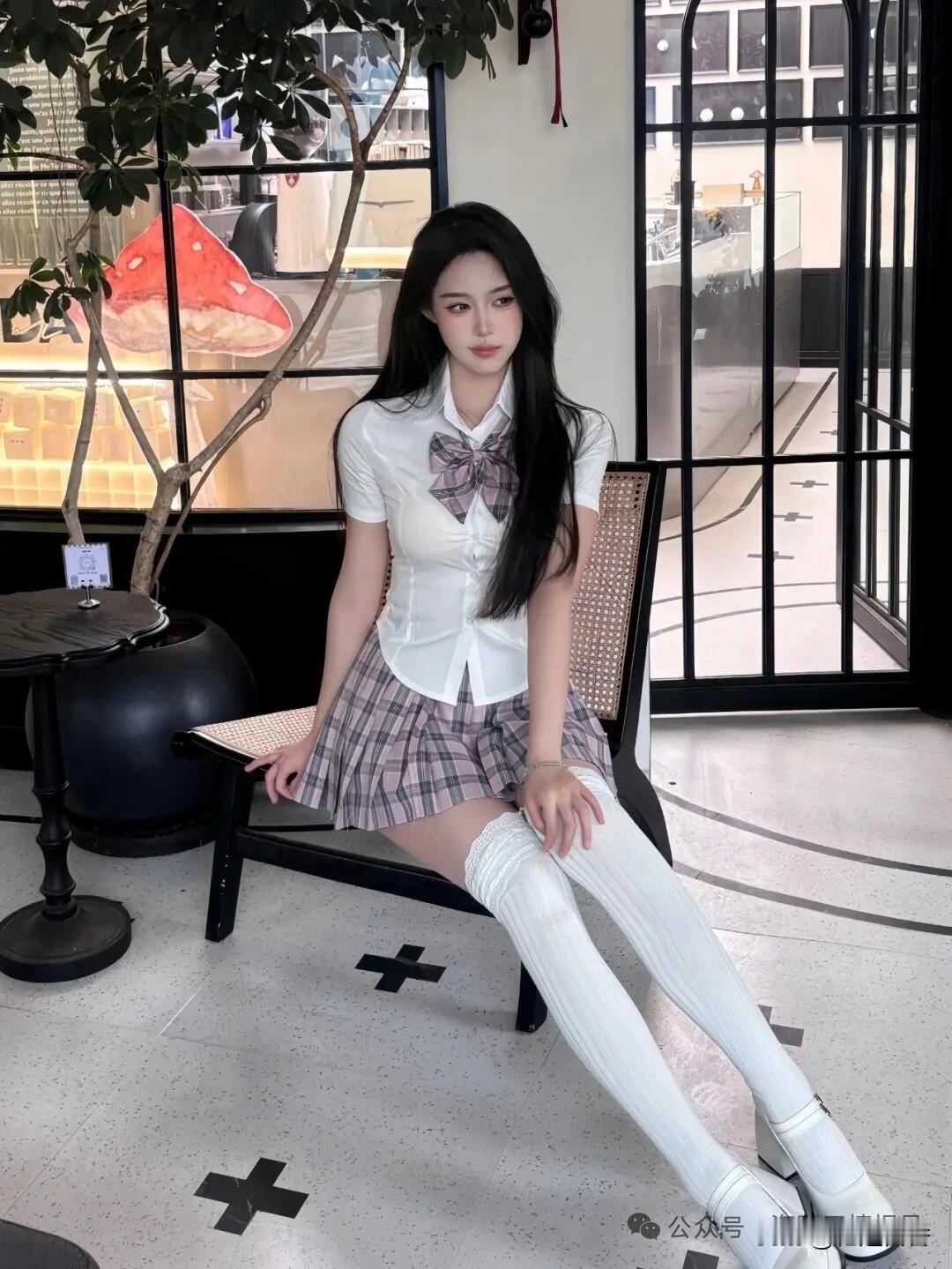 JK套装也可以穿出清新脱俗的气质！