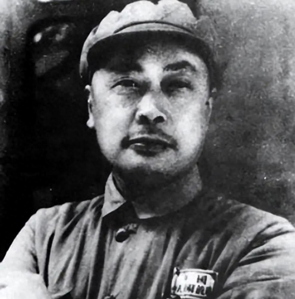 1955年南京军区司令员人选为何毛主席舍弃三野猛将，最终却选择了一位看似大老粗的