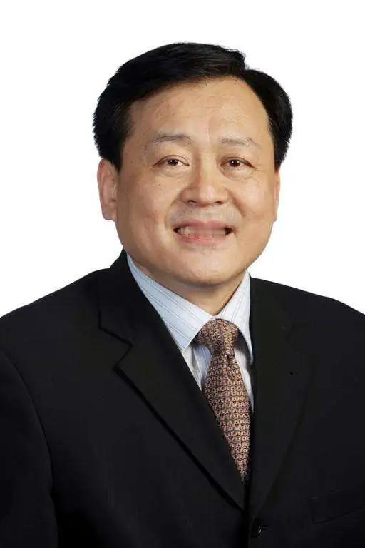 交通银行总行原副行长侯维栋被移送检察机关依法审查起诉，这下完了！侯维栋，1960