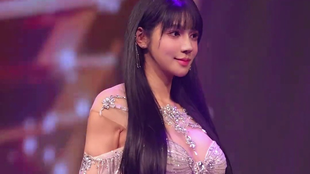 2025全球中华小姐中国总决赛华南冠军谢滟文 颜值巅峰引爆关注