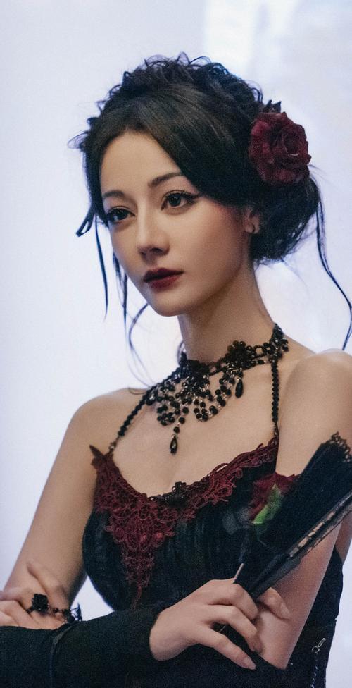 当迪丽热巴回归《开始推理吧3》，观众却有两大遗憾。不得不说，沈月上期的客串很成功