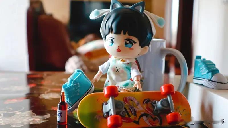 “娃小宗”和“娃小智”的商战很有看头。宗馥莉辞职推出“娃小宗”，之后宗庆后弟弟宗