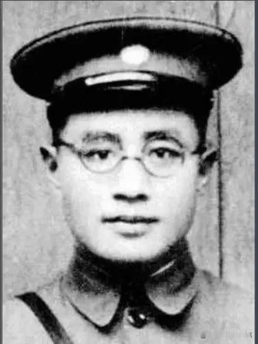 刘邓大军有多少部队？其实不比华东野战军少。1947年刘邓率四个主力纵队千里挺进