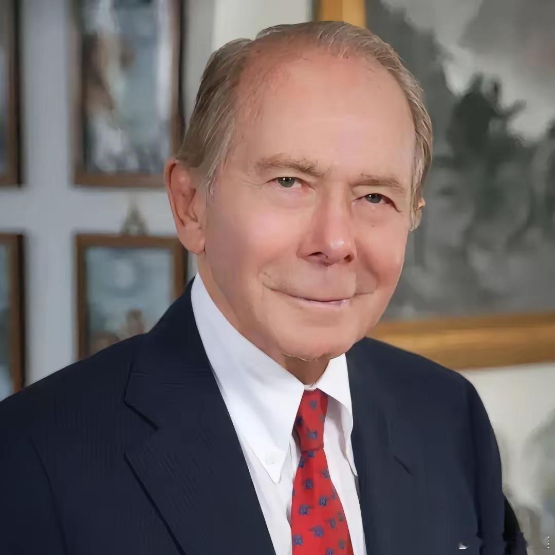 美国AIG保险集团前董事长格林伯格，他在新加坡的亚洲金融论坛上，当着各国嘉宾的面