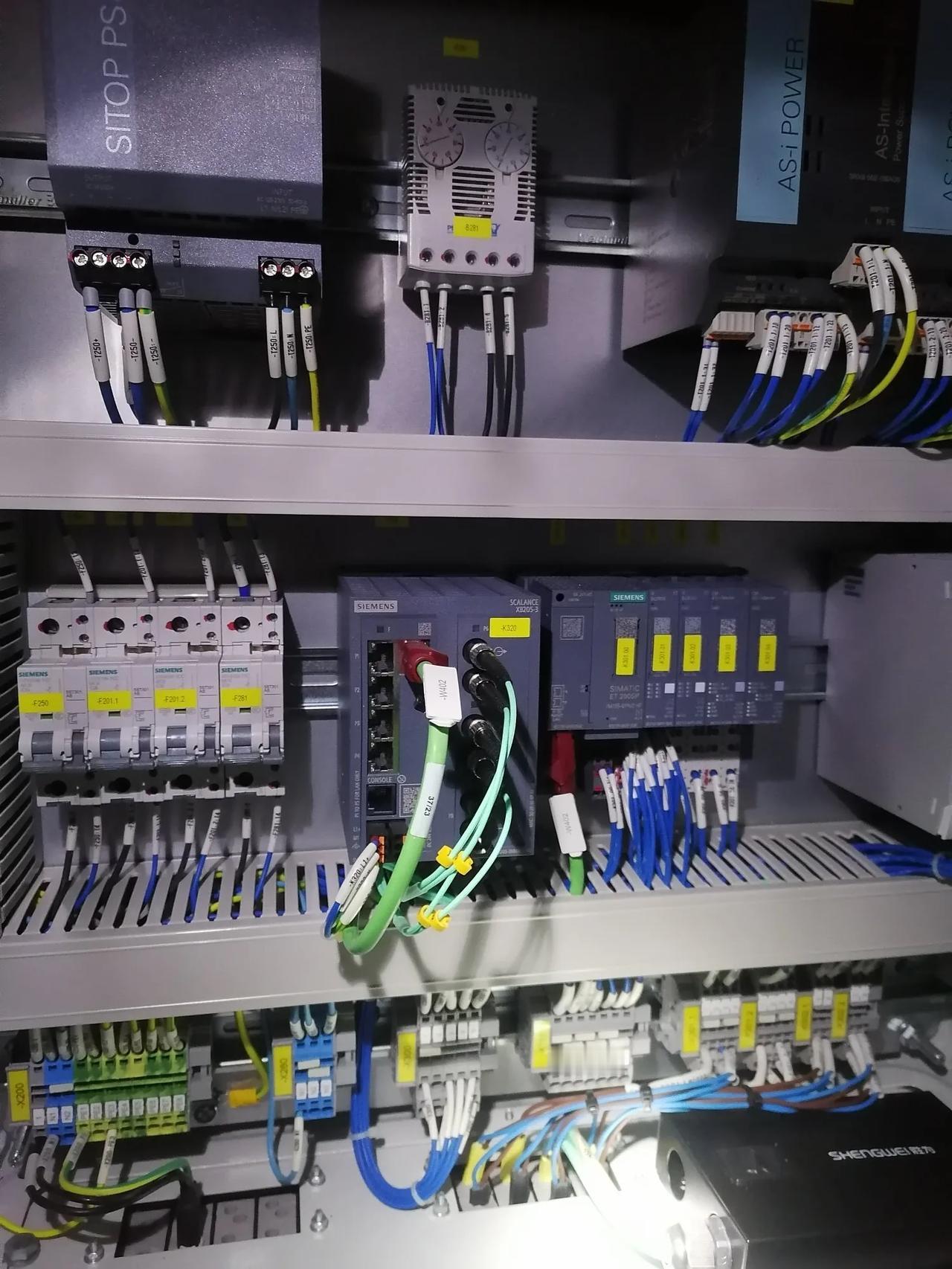 大家好，我是水电工星仔，做工地五年，目前正在做的工地也到了收尾的阶段。发现工地