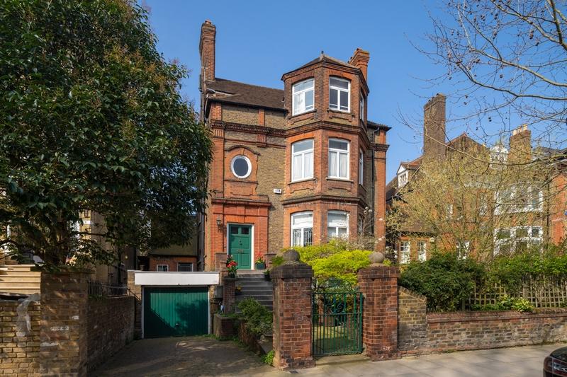 外媒：马云妻子1950万英镑购伦敦宅邸外媒报道马云妻子张瑛花大价钱买豪宅这事，