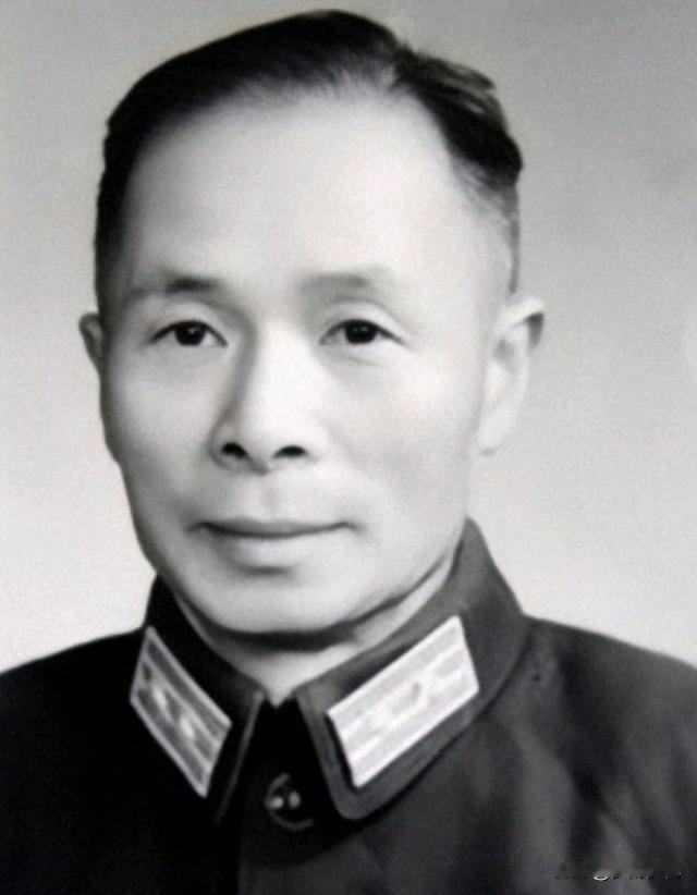 孟良崮上的王牌参谋长：74师为啥难啃？实战细节藏着答案！此军人是国军74师