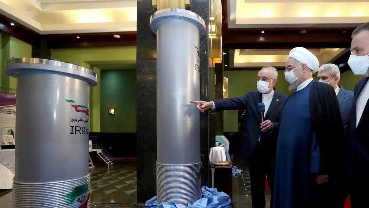 “火药桶”即将爆炸！2个老冤家，一场血战不可避免消息显示，伊朗已经囤积了40